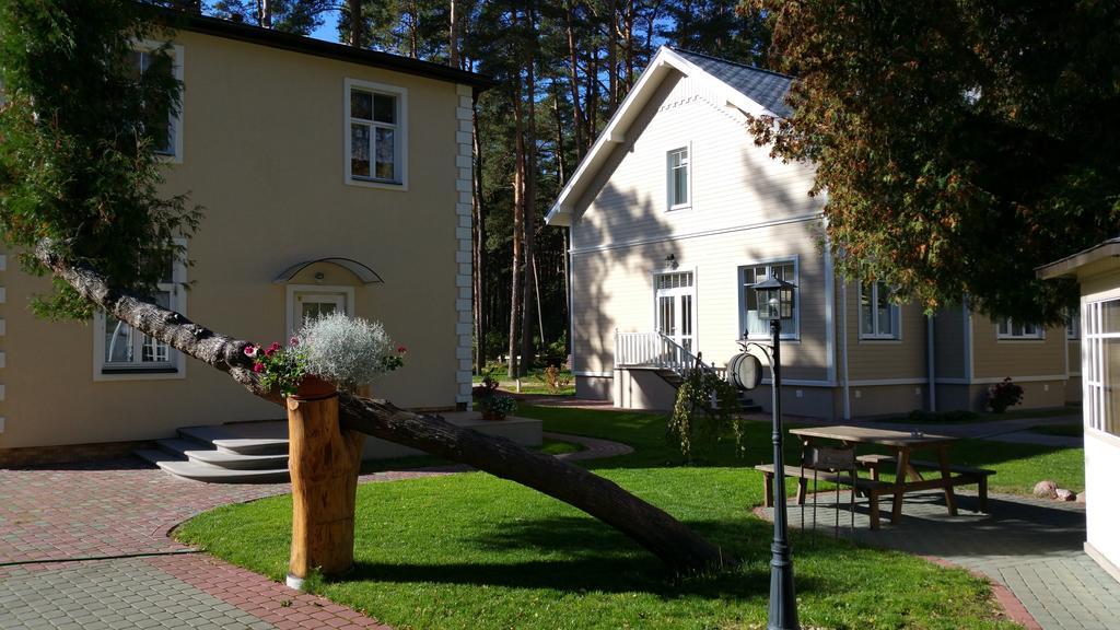 Amber Coast & Sea Aparthotel Jurmala Bagian luar foto